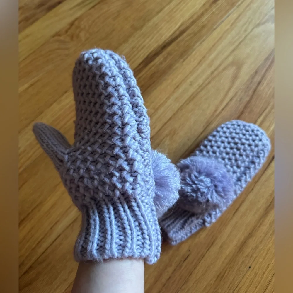Lavender pom pom mittens